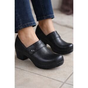 Dansko Black Leather Solstice Clogs size 38 7.5 8